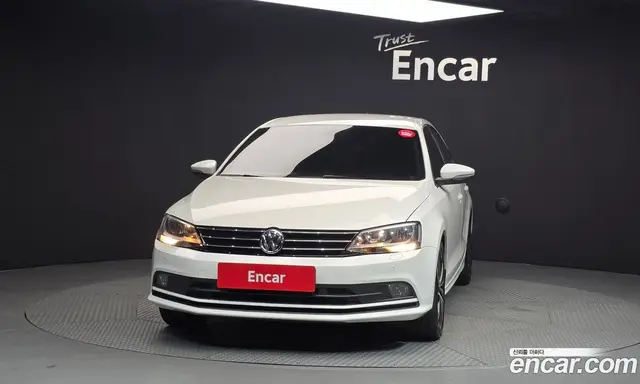 Volkswagen Jetta 2016 2.0 автомат (гидро), миниатюра 3 Volkswagen Jetta 2016 2.0 автомат (гидро), миниатюра 3