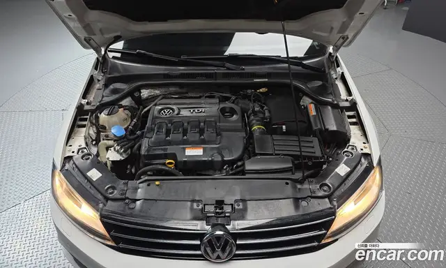 Volkswagen Jetta 2016 2.0 автомат (гидро), миниатюра 6 Volkswagen Jetta 2016 2.0 автомат (гидро), миниатюра 6