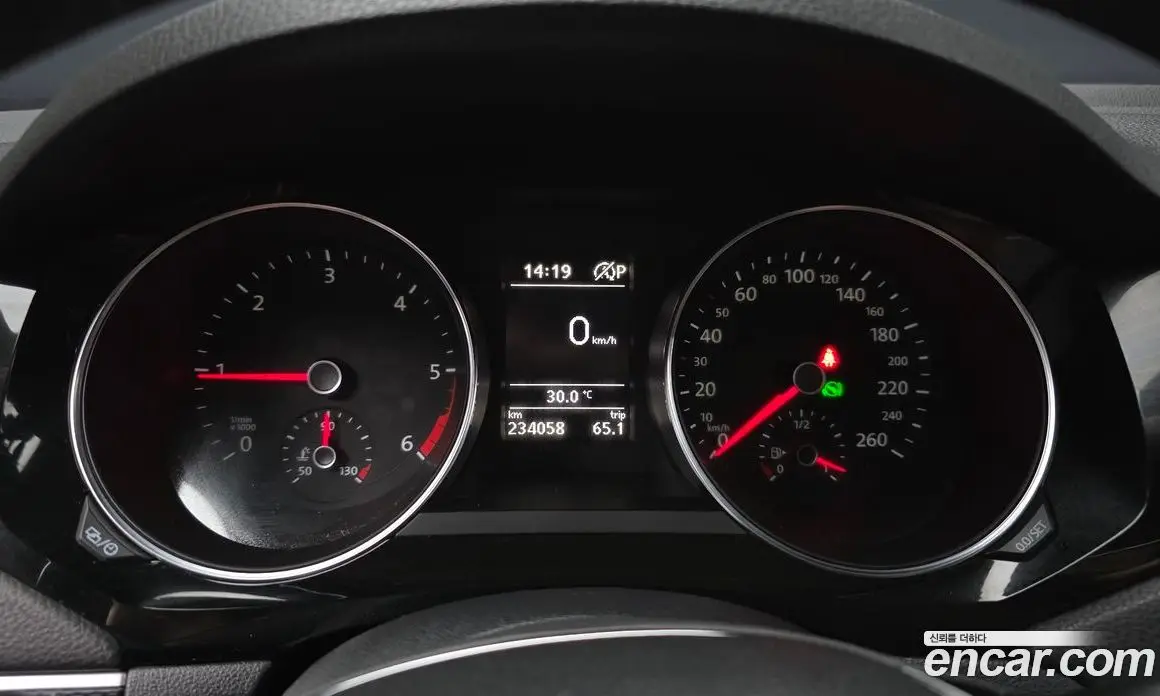 Volkswagen Jetta 2016 2.0 автомат (гидро), фото 8 Volkswagen Jetta 2016 2.0 автомат (гидро), фото 8
