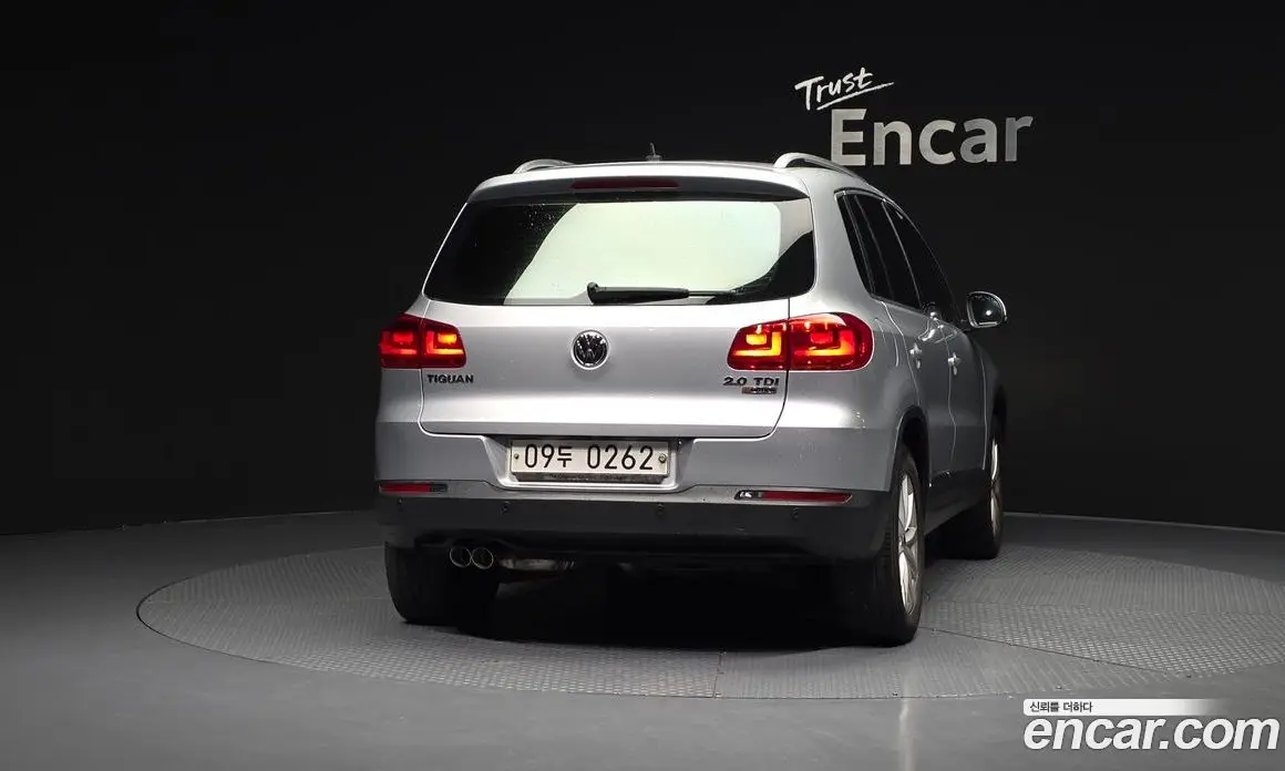 Volkswagen Tiguan 2015 2.0 автомат (гидро), фото 4