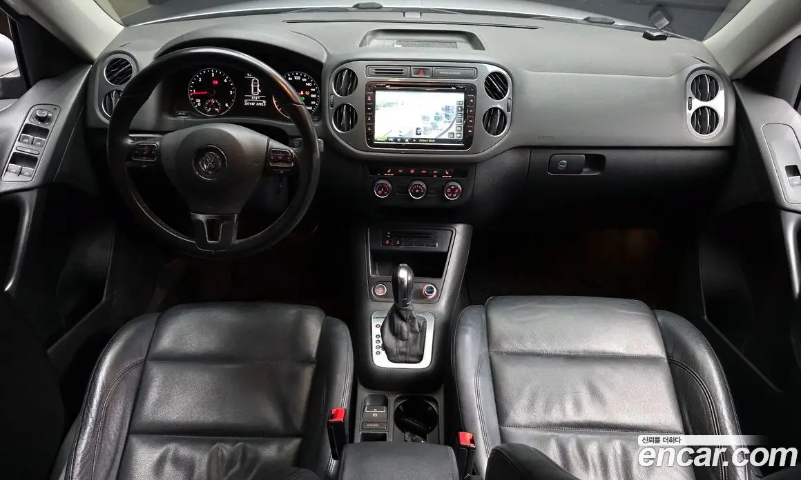 Volkswagen Tiguan 2015 2.0 автомат (гидро), фото 7