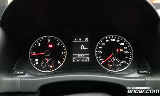 Volkswagen Tiguan 2015 2.0 автомат (гидро), миниатюра 8