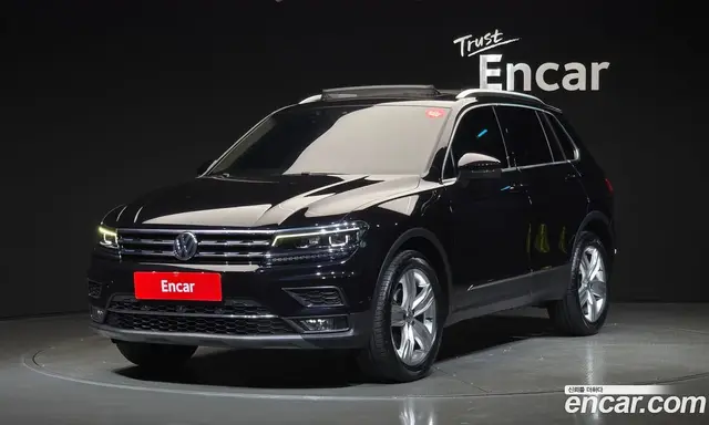 Volkswagen Tiguan 2020 2.0 автомат (гидро), миниатюра 1