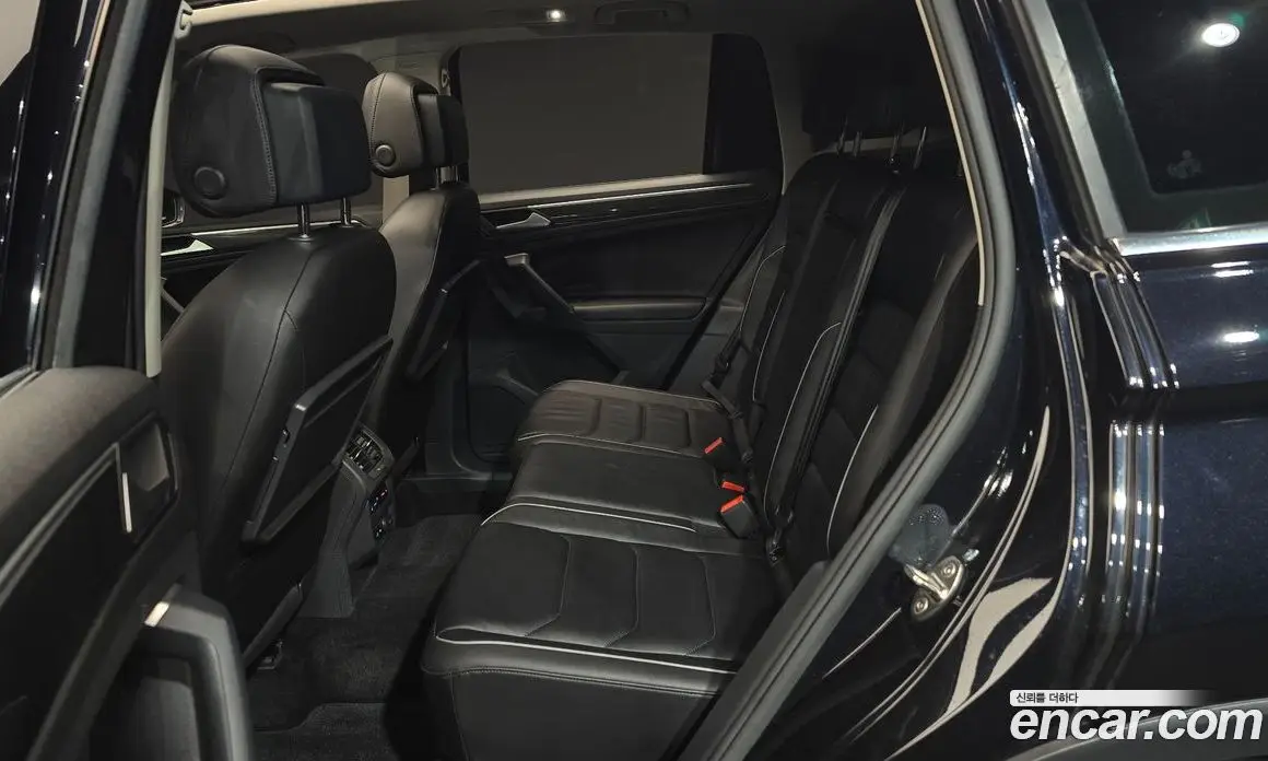 Volkswagen Tiguan 2020 2.0 автомат (гидро), фото 12