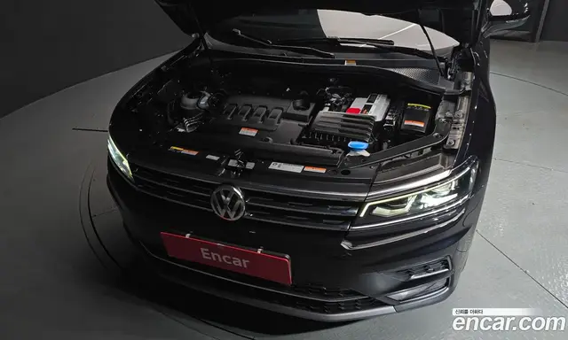 Volkswagen Tiguan 2020 2.0 автомат (гидро), миниатюра 6