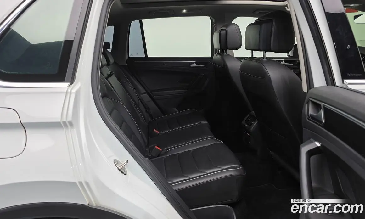 Volkswagen Tiguan 2021 2.0 автомат (гидро), фото 11 Volkswagen Tiguan 2021 2.0 автомат (гидро), фото 11