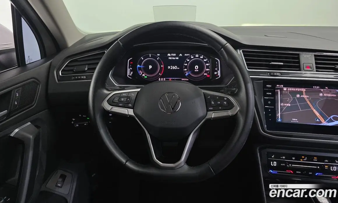 Volkswagen Tiguan 2021 2.0 автомат (гидро), фото 13 Volkswagen Tiguan 2021 2.0 автомат (гидро), фото 13