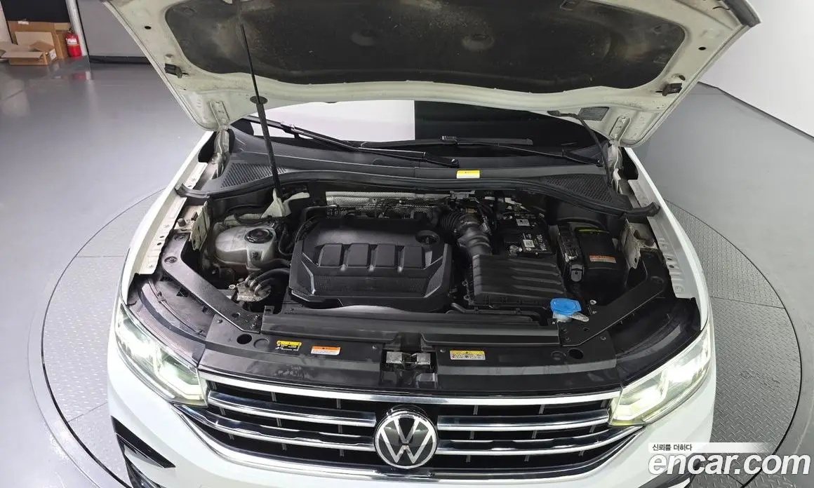 Volkswagen Tiguan 2021 2.0 автомат (гидро), фото 6 Volkswagen Tiguan 2021 2.0 автомат (гидро), фото 6