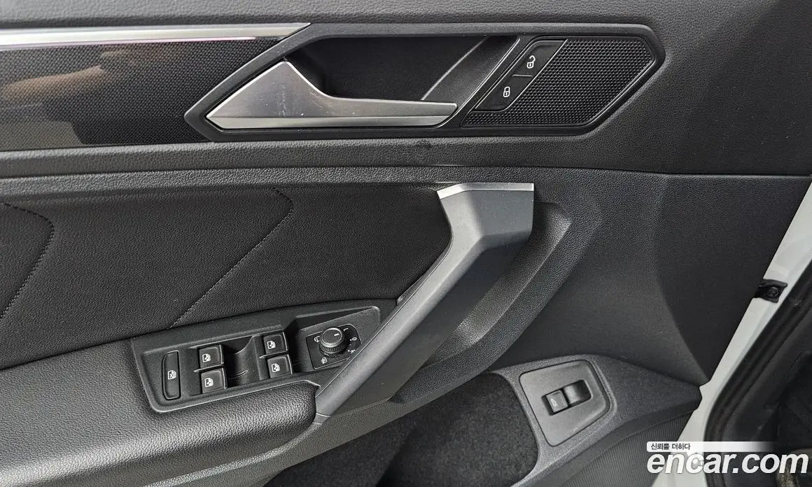 Volkswagen Tiguan 2022 2.0 автомат (гидро), фото 26 Volkswagen Tiguan 2022 2.0 автомат (гидро), фото 26