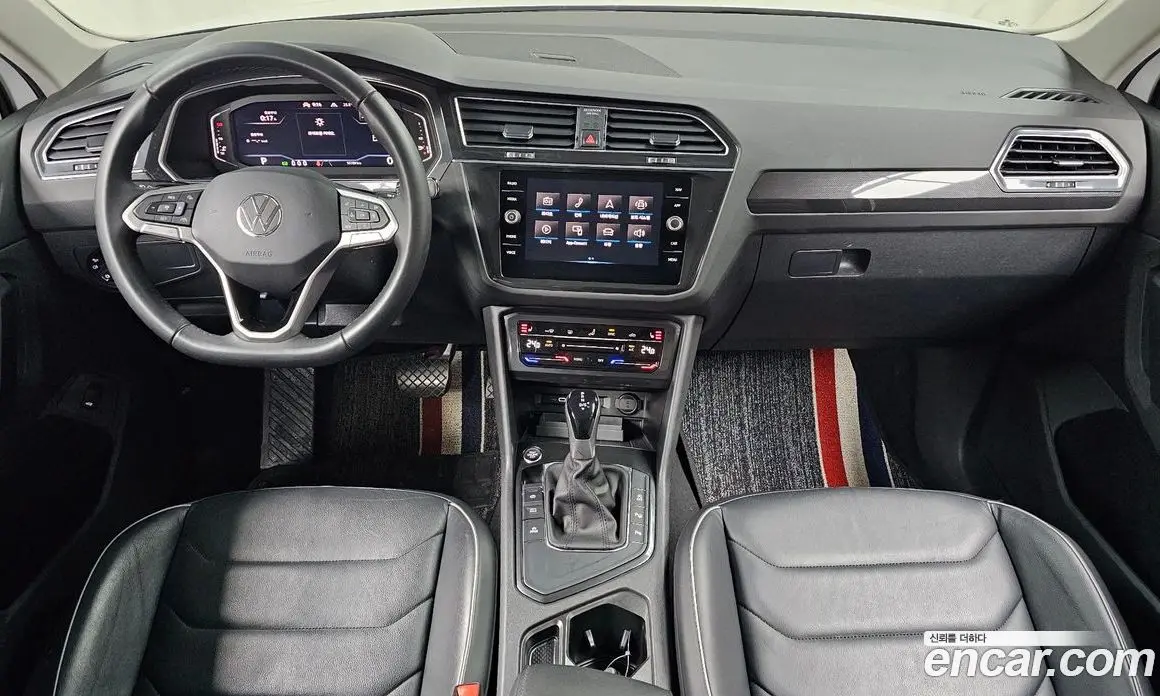 Volkswagen Tiguan 2022 2.0 автомат (гидро), фото 10 Volkswagen Tiguan 2022 2.0 автомат (гидро), фото 10