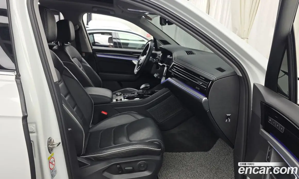 Volkswagen Touareg 2021 4.0 автомат (гидро), фото 17 Volkswagen Touareg 2021 4.0 автомат (гидро), фото 17