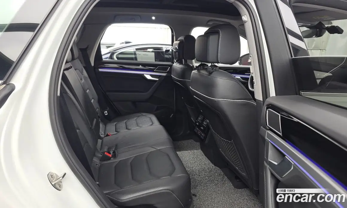 Volkswagen Touareg 2021 4.0 автомат (гидро), фото 18 Volkswagen Touareg 2021 4.0 автомат (гидро), фото 18
