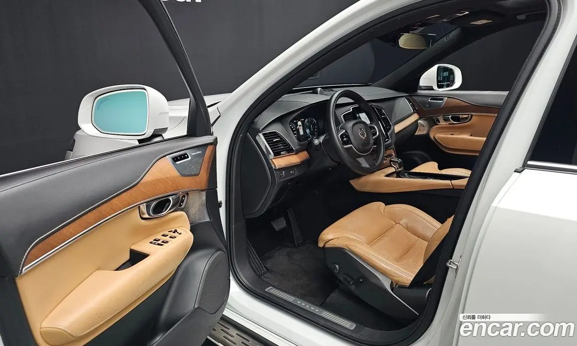 Volvo XC90 2019 2.0 автомат (гидро), фото 12 Volvo XC90 2019 2.0 автомат (гидро), фото 12