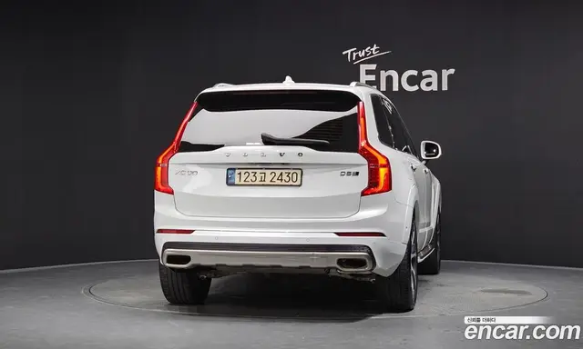 Volvo XC90 2019 2.0 автомат (гидро), миниатюра 3 Volvo XC90 2019 2.0 автомат (гидро), миниатюра 3