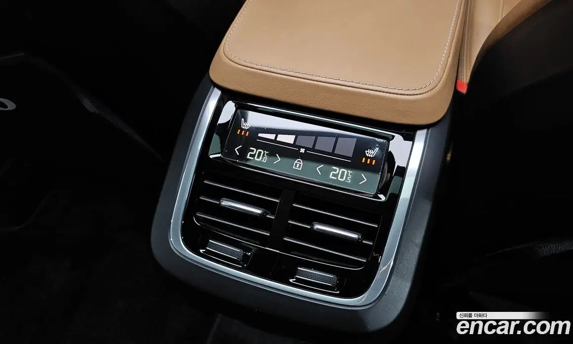 Volvo XC90 2019 2.0 автомат (гидро), фото 31 Volvo XC90 2019 2.0 автомат (гидро), фото 31