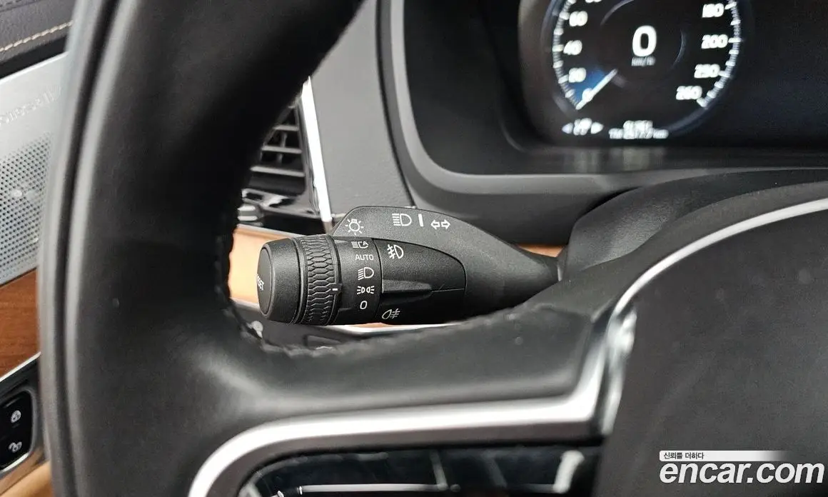 Volvo XC90 2019 2.0 автомат (гидро), фото 35 Volvo XC90 2019 2.0 автомат (гидро), фото 35