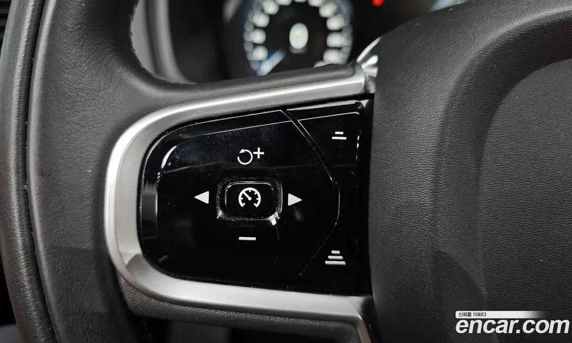 Volvo XC90 2019 2.0 автомат (гидро), фото 42 Volvo XC90 2019 2.0 автомат (гидро), фото 42
