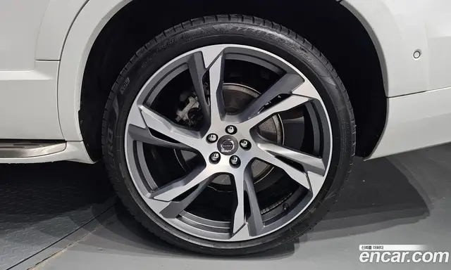 Volvo XC90 2019 2.0 автомат (гидро), миниатюра 6 Volvo XC90 2019 2.0 автомат (гидро), миниатюра 6