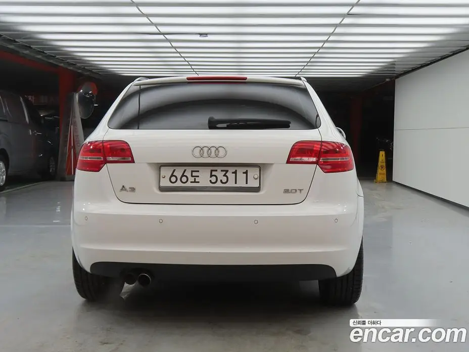 Audi A3 2010 2.0 автомат (гидро), фото 3 Audi A3 2010 2.0 автомат (гидро), фото 3