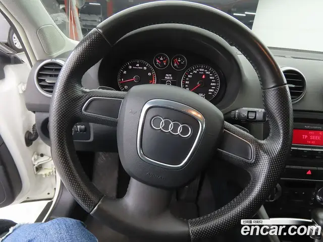 Audi A3 2010 2.0 автомат (гидро), миниатюра 8 Audi A3 2010 2.0 автомат (гидро), миниатюра 8