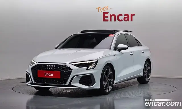 Audi A3 2023 2.0 автомат (гидро), миниатюра 1 Audi A3 2023 2.0 автомат (гидро), миниатюра 1