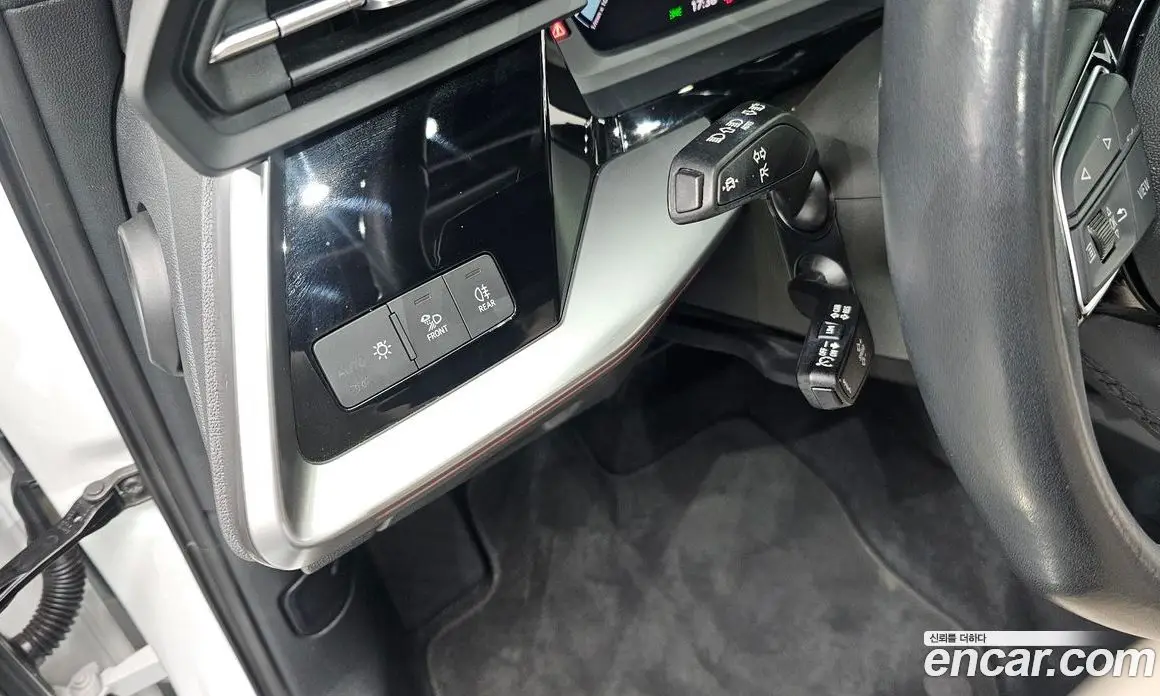 Audi A3 2023 2.0 автомат (гидро), фото 23 Audi A3 2023 2.0 автомат (гидро), фото 23