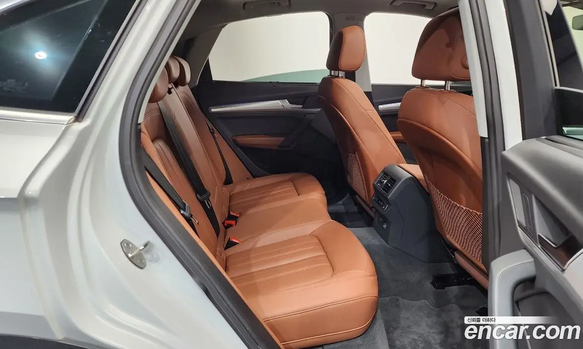 Audi Q5 2023 2.0 автомат (гидро), фото 17 Audi Q5 2023 2.0 автомат (гидро), фото 17
