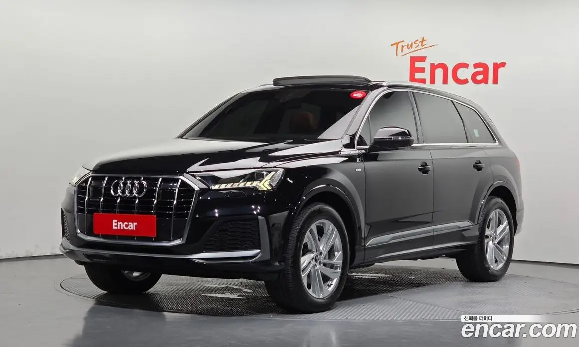 Audi Q7 2021 3.0 автомат (гидро), фото 1 Audi Q7 2021 3.0 автомат (гидро), фото 1
