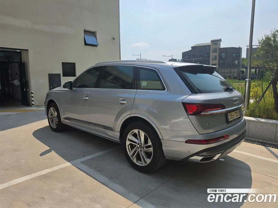 Audi Q7 2021 3.0 автомат (гидро), фото 2 Audi Q7 2021 3.0 автомат (гидро), фото 2