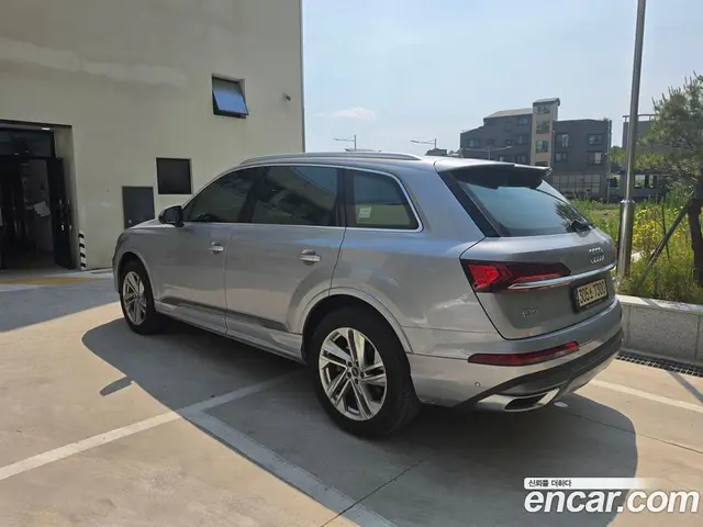 Audi Q7 2021 3.0 автомат (гидро), миниатюра 2 Audi Q7 2021 3.0 автомат (гидро), миниатюра 2