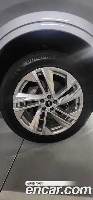Audi Q7 2021 3.0 автомат (гидро), фото 5 Audi Q7 2021 3.0 автомат (гидро), фото 5
