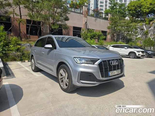 Audi Q7 2021 3.0 автомат (гидро), миниатюра 6 Audi Q7 2021 3.0 автомат (гидро), миниатюра 6