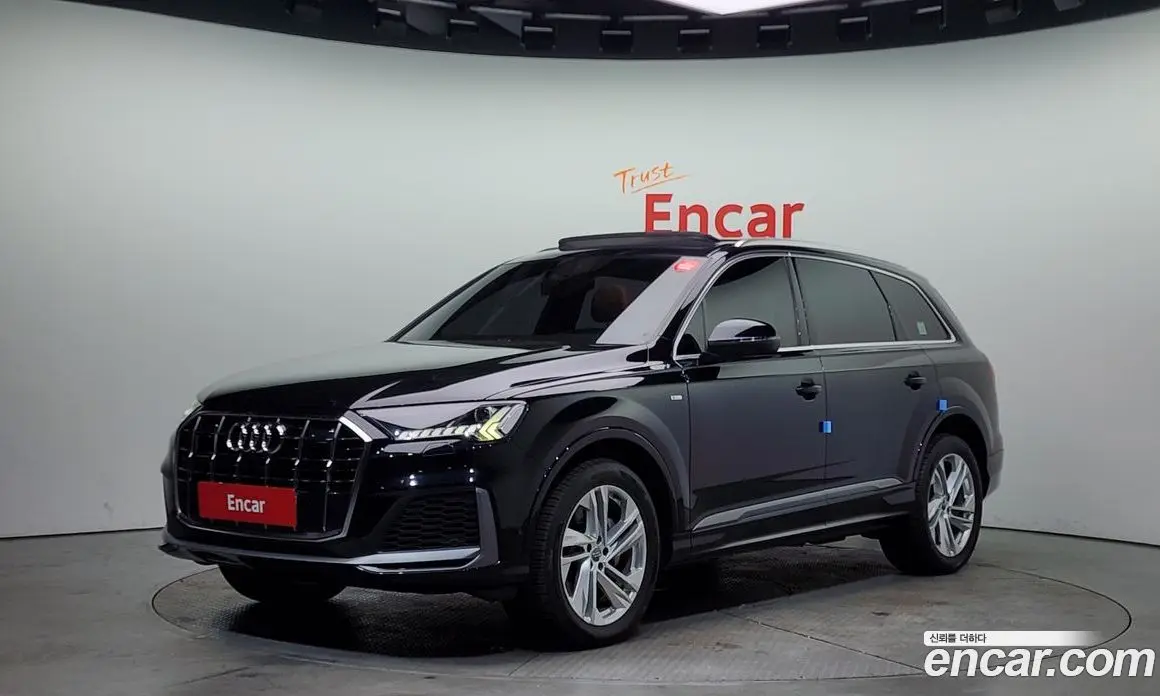 Audi Q7 2021 3.0 автомат (гидро), фото 1 Audi Q7 2021 3.0 автомат (гидро), фото 1