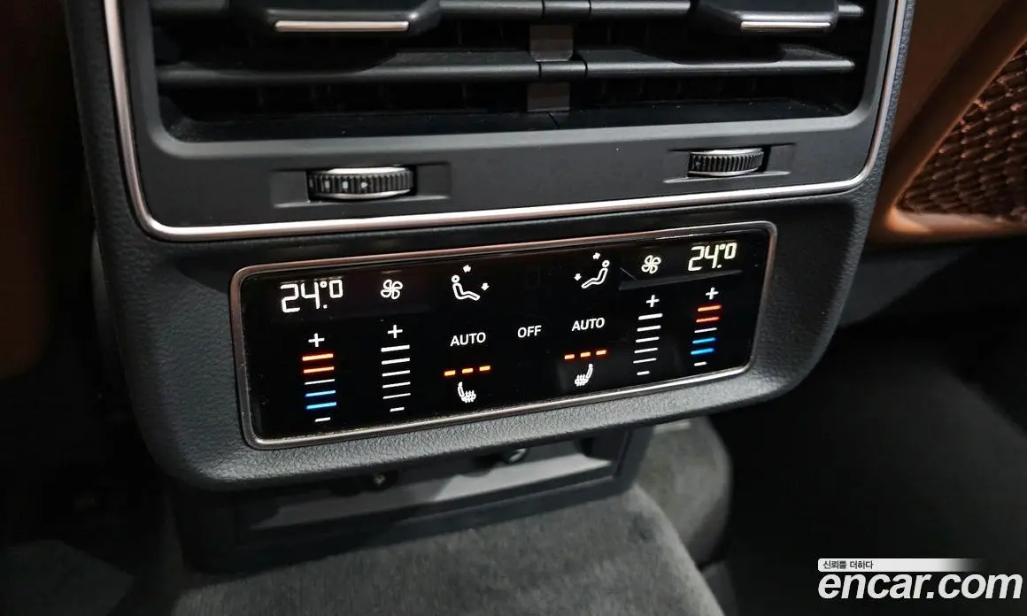Audi Q7 2021 3.0 автомат (гидро), фото 17 Audi Q7 2021 3.0 автомат (гидро), фото 17