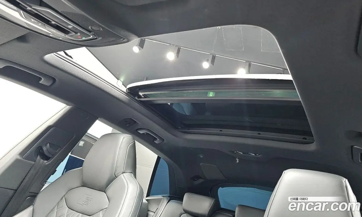 Audi Q8 2021 3.0 автомат (гидро), фото 19 Audi Q8 2021 3.0 автомат (гидро), фото 19
