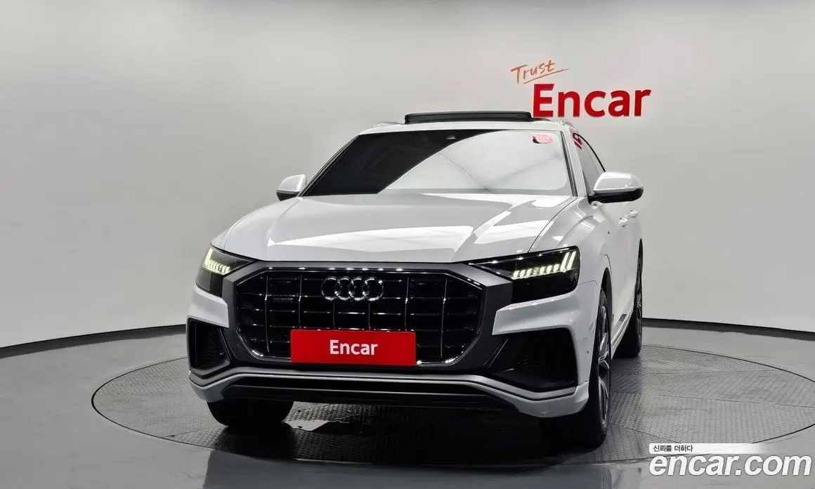Audi Q8 2021 3.0 автомат (гидро), фото 3 Audi Q8 2021 3.0 автомат (гидро), фото 3