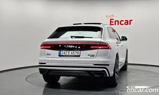 Audi Q8 2021 3.0 автомат (гидро), миниатюра 4 Audi Q8 2021 3.0 автомат (гидро), миниатюра 4