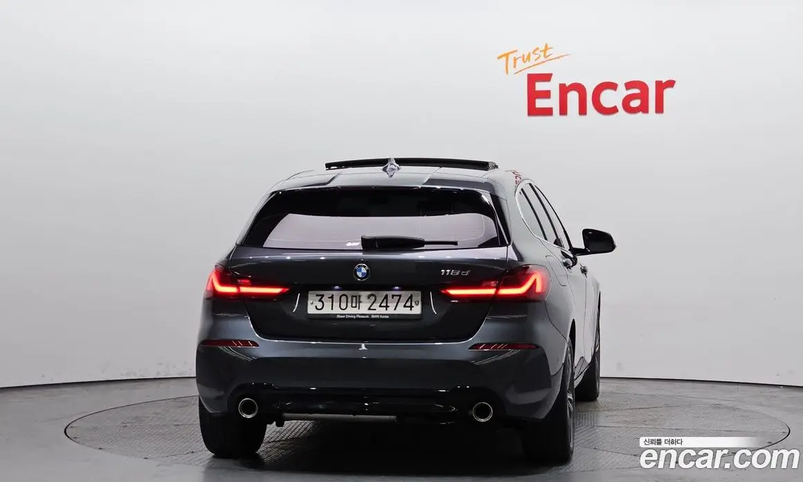 BMW 1 серия 2020 2.0 автомат (гидро), фото 4