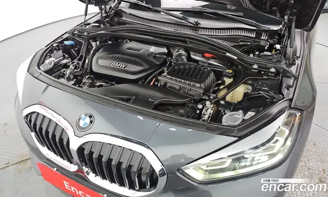 BMW 1 серия 2020 2.0 автомат (гидро), миниатюра 6