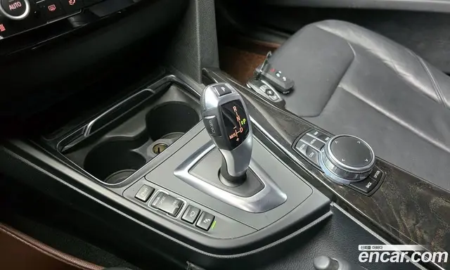 BMW 3 серия 2018 2.0 автомат (гидро), миниатюра 9