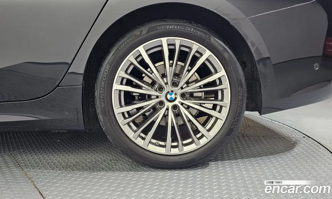 BMW 3 серия 2021 2.0 автомат (гидро), фото 7