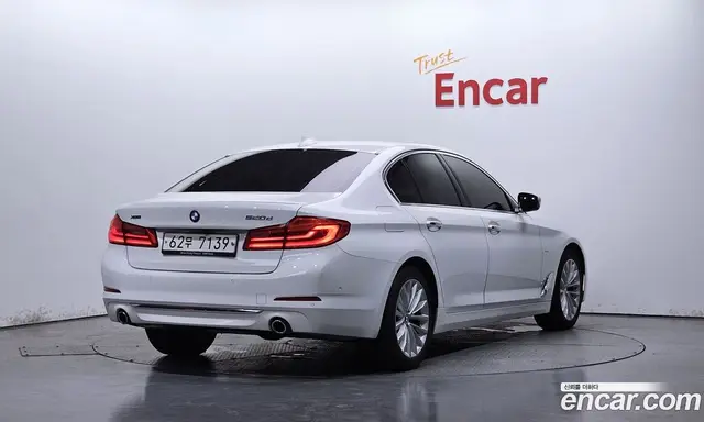 BMW 5 серия 2018 2.0 автомат (гидро), миниатюра 2 BMW 5 серия 2018 2.0 автомат (гидро), миниатюра 2