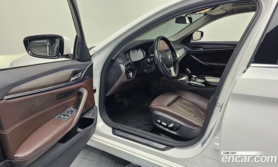 BMW 5 серия 2018 2.0 автомат (гидро), фото 13 BMW 5 серия 2018 2.0 автомат (гидро), фото 13