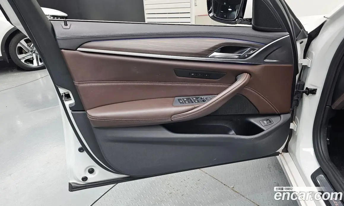 BMW 5 серия 2018 2.0 автомат (гидро), фото 14 BMW 5 серия 2018 2.0 автомат (гидро), фото 14