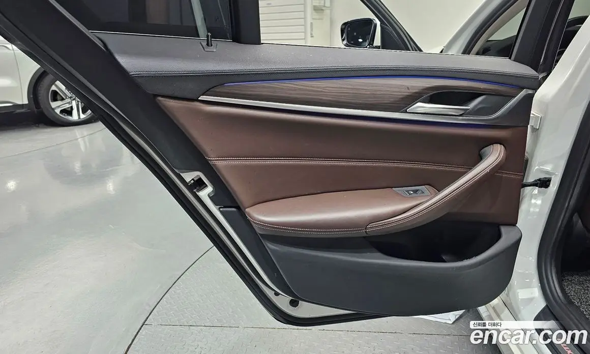 BMW 5 серия 2018 2.0 автомат (гидро), фото 15 BMW 5 серия 2018 2.0 автомат (гидро), фото 15