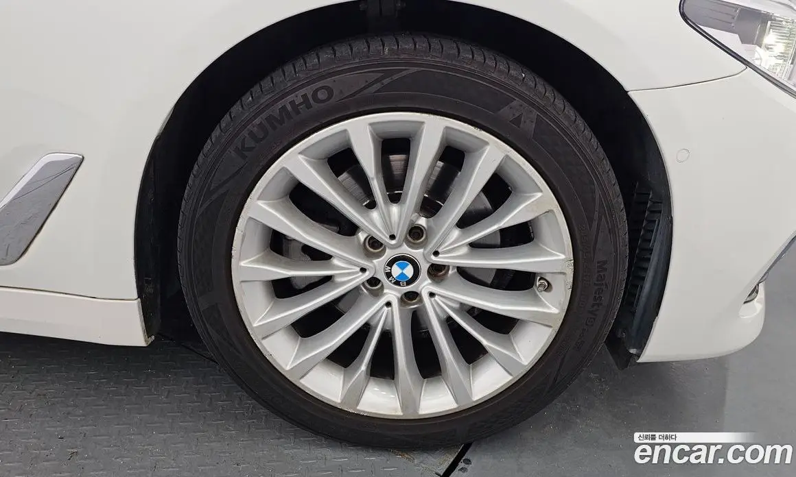 BMW 5 серия 2018 2.0 автомат (гидро), фото 5 BMW 5 серия 2018 2.0 автомат (гидро), фото 5