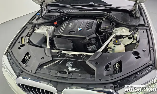 BMW 5 серия 2018 2.0 автомат (гидро), миниатюра 6 BMW 5 серия 2018 2.0 автомат (гидро), миниатюра 6