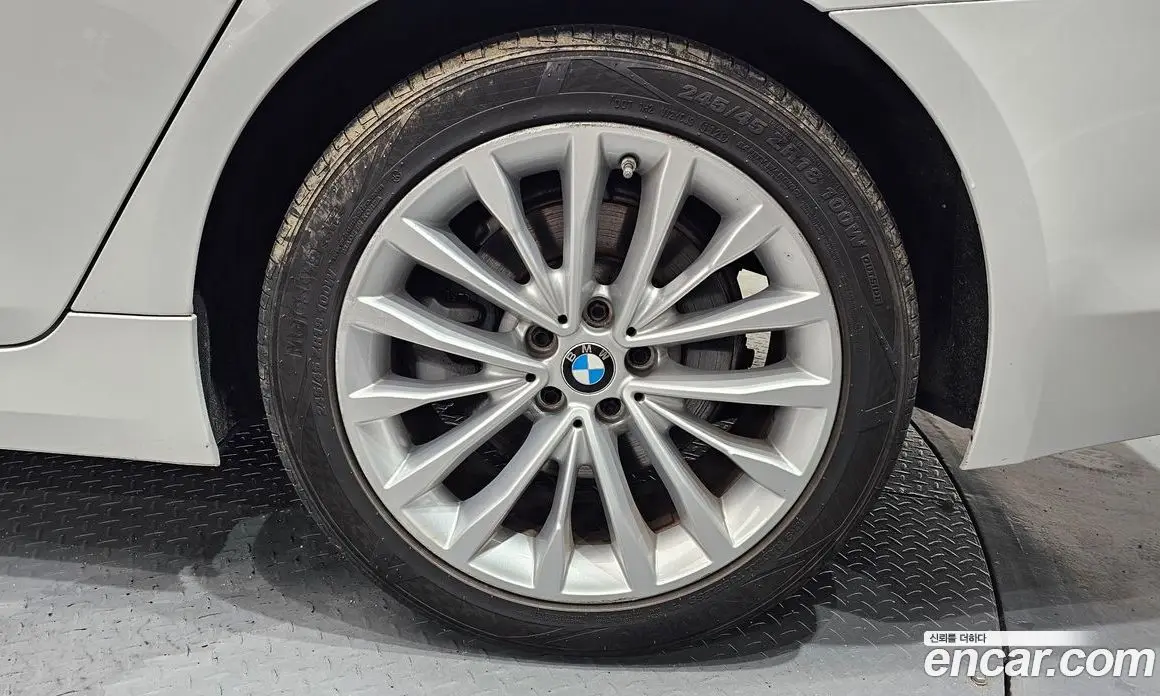 BMW 5 серия 2018 2.0 автомат (гидро), фото 7 BMW 5 серия 2018 2.0 автомат (гидро), фото 7