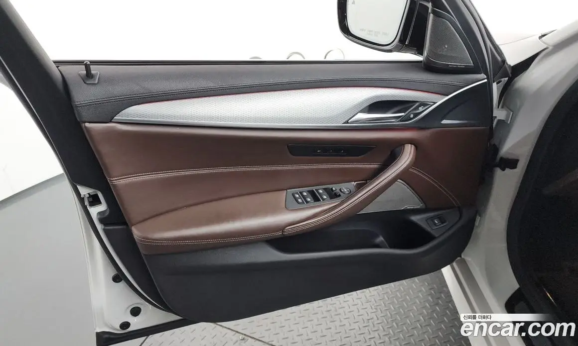 BMW 5 серия 2019 2.0 автомат (гидро), фото 14 BMW 5 серия 2019 2.0 автомат (гидро), фото 14