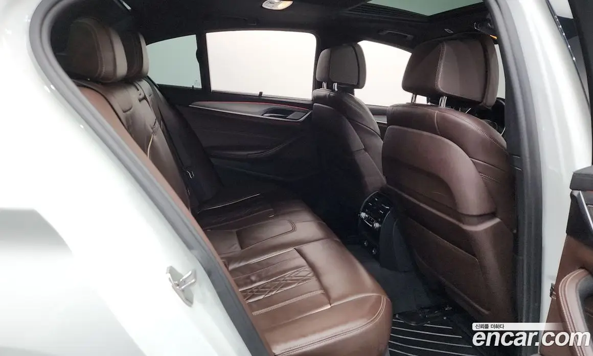 BMW 5 серия 2019 2.0 автомат (гидро), фото 17 BMW 5 серия 2019 2.0 автомат (гидро), фото 17